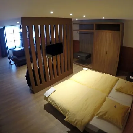 Logis Hotel Acacia Esch-sur-Alzette Buitenkant foto