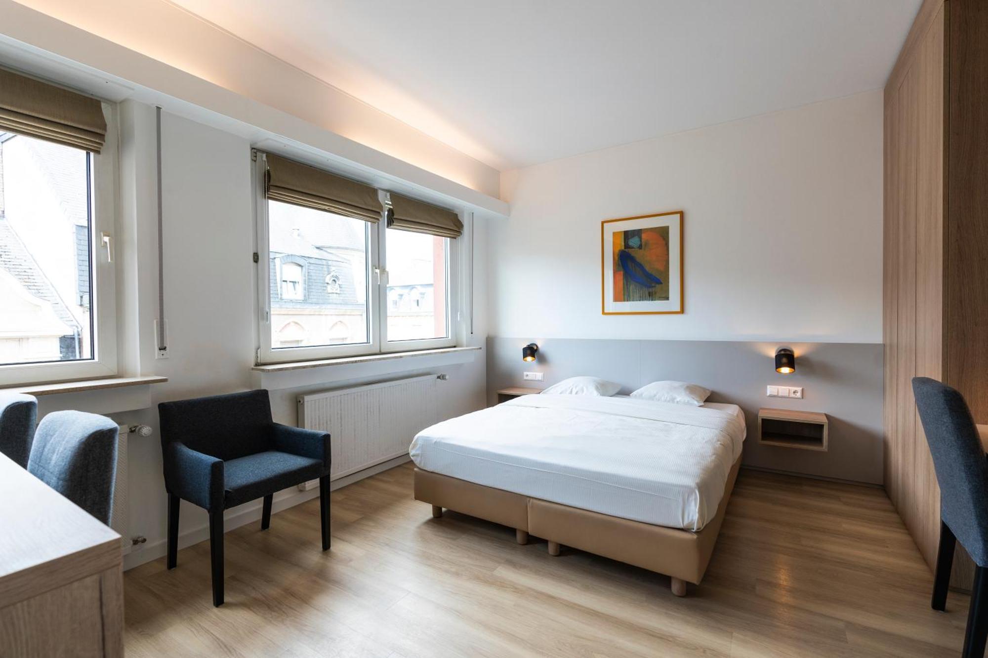 Logis Acacia Hotel