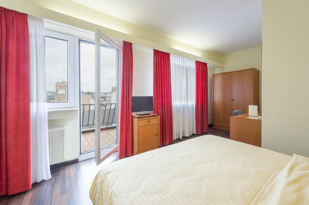 Hotel Logis Acacia 3*