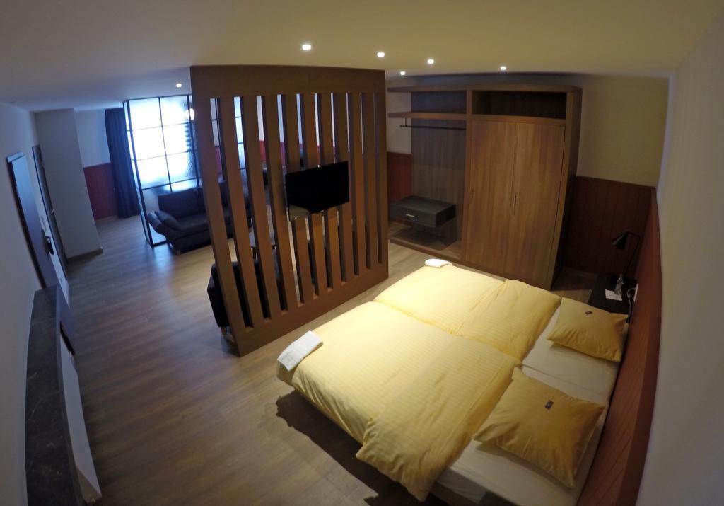 Logis Acacia
